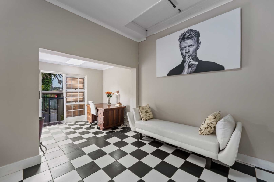 3 Bedroom Property for Sale in Gardens Western Cape